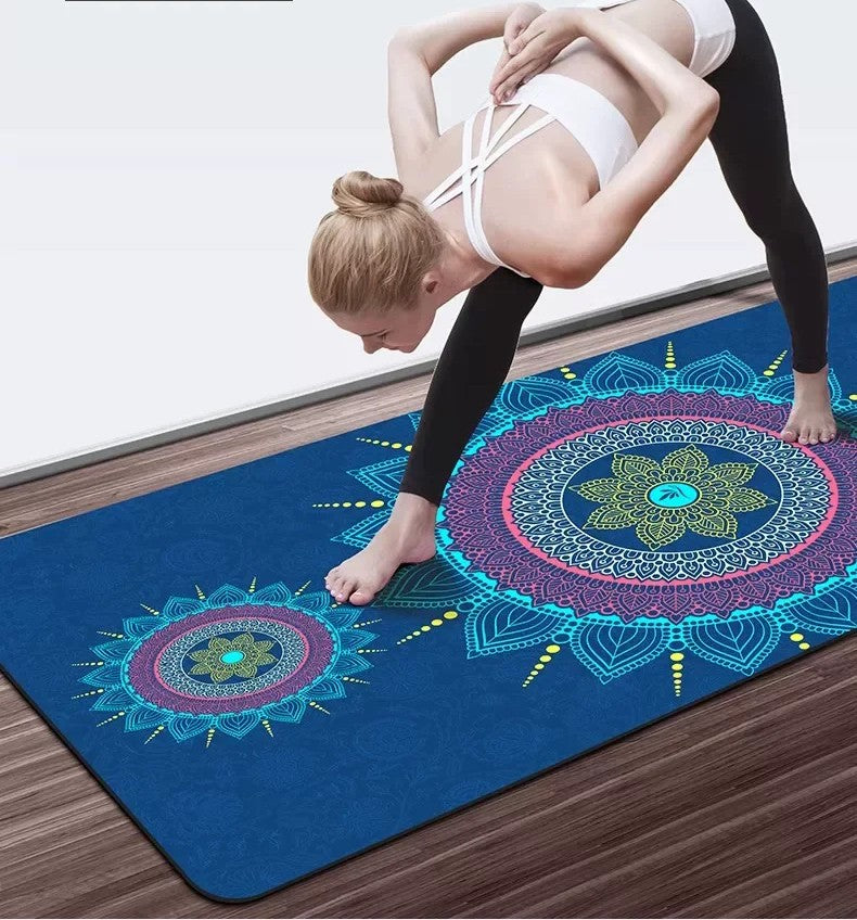 Atistic Yoga mat for women